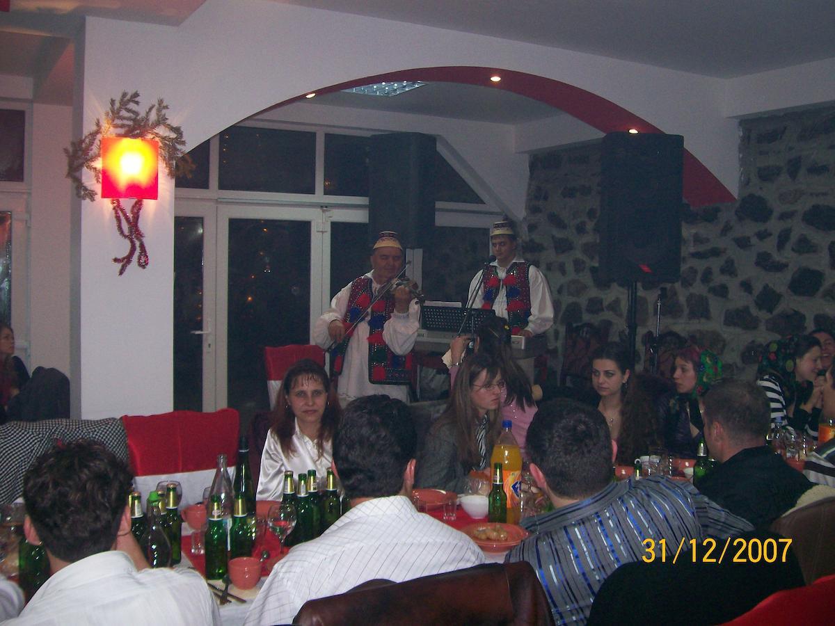 Pensiunea In Poiana Glod  Extérieur photo